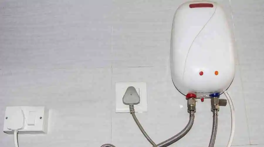 Signs It’s Time for Water Heater Replacement